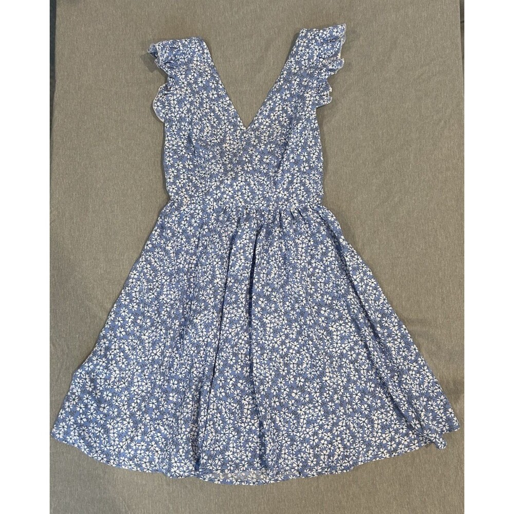 Women’s SHEIN Blue Dress With White Flowers And Ruffled Hem Size S